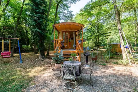 La Roulotte — 2